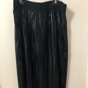 Black Love & Legend asymmetrical skirt